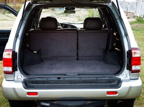 2003 Nissan pathfinder leather seats