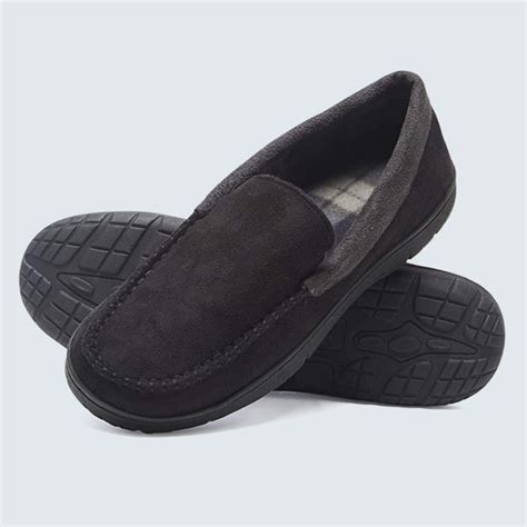 Best Men's Slippers 2024 | Comfy Men's Slippers for the House and More ...