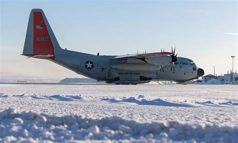 109th Airlift Wing begins 2023 support season for Greenland > 109th Airlift Wing > Article Display