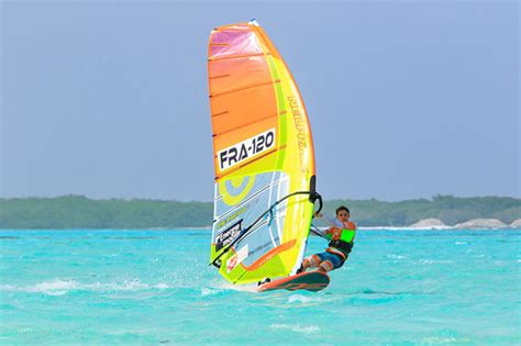 Windsurfing competitions in Bonaire | Windsurf Spots & Reviews