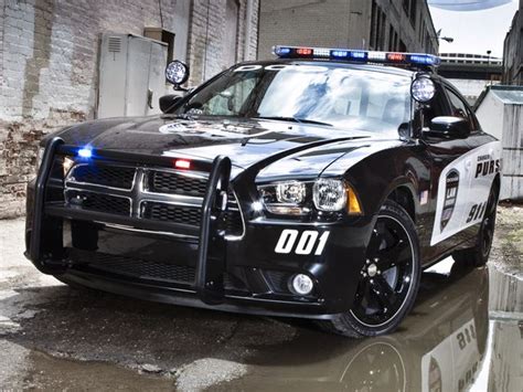 The Charger Pursuit is Officially the Fastest Cop Car | Mopar Blog