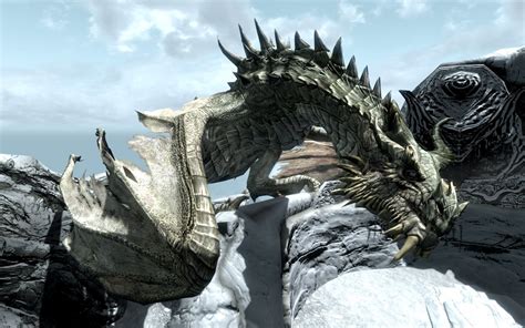 MaigretsHeadSpace: Skyrim Official Patch 1.5 Beta Vs Unofficial Patch Beta