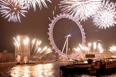 Memories of a LONDON RUNNER: London Eye Fireworks