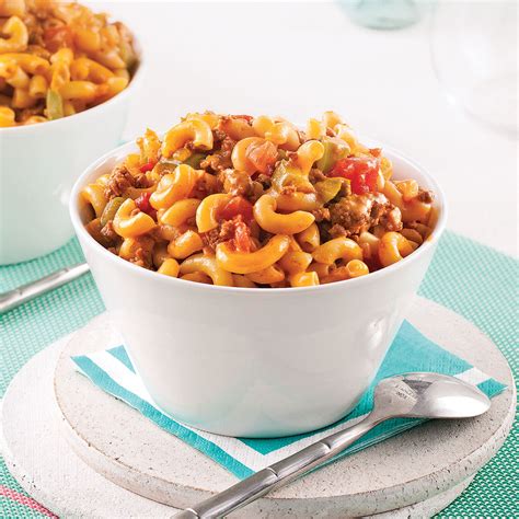 Creamy Beef Macaroni - 5 ingredients 15 minutes