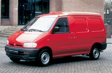 Nissan Vanette Cargo (C23) '1995–2001 | Nissan, Carros y camionetas ...