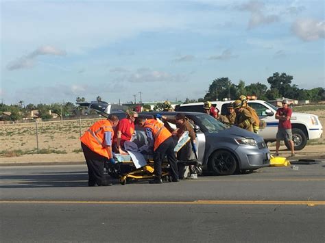 Lanes reopen after crash in northwest Bakersfield | News | bakersfield.com