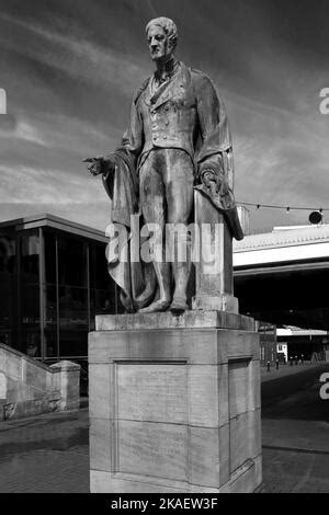 John Henry statue, Market Square, Leicester City, Leicestershire, England; UK Stock Photo - Alamy