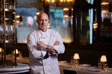 Top Chef's Tom Colicchio is helping bring a food hall to Mission ...