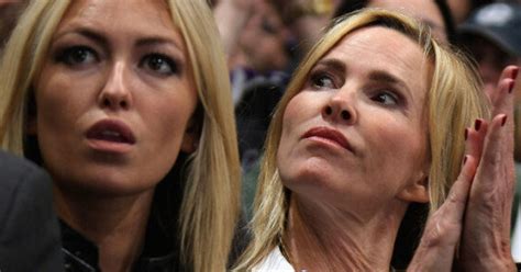 Paulina Gretzky Gets Her Bikini-Ready Looks From Mom Janet Jones-Gretzky (PHOTO) | HuffPost Style