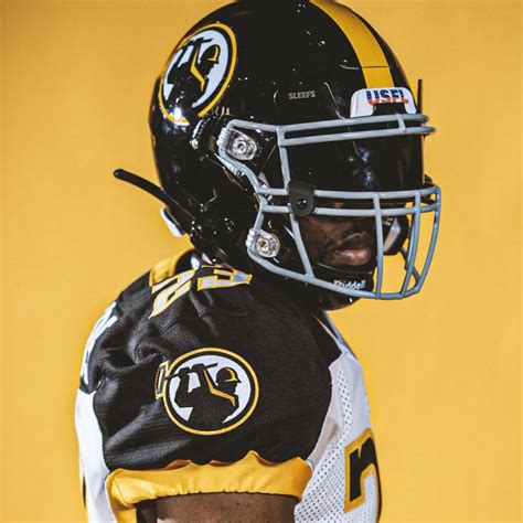 USFL’s Pittsburgh Maulers Unveil New Uniforms – SportsLogos.Net News