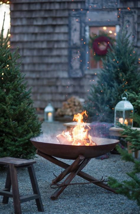 cozy-winter-garden-ideas-with-firepit-decor | HomeMydesign