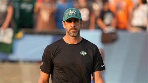 Jets teammates get first glimpse of frustrated Aaron Rodgers | Yardbarker