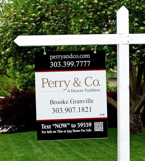 Our 36 Favorite Real Estate Yard Signs & Tips for New Agents | Real ...