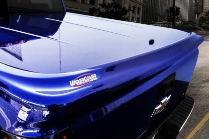 2022 Hyundai Santa Cruz Tonneau Covers | Roll Up, Folding, Hinged