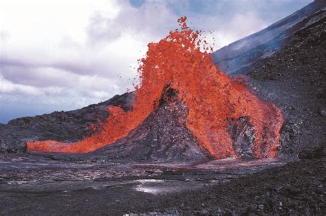 Volcanoes That Have Erupted in the Last 100 Years | Sciencing