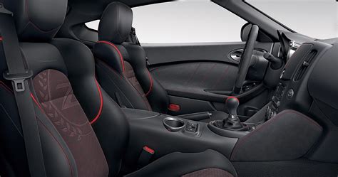 2020 Nissan 370Z Coupe Interiors | Nissan Brochure