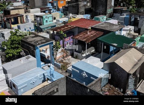 Cemetery, Manila, Philippines, living inside a cemetery, life and death Stock Photo - Alamy