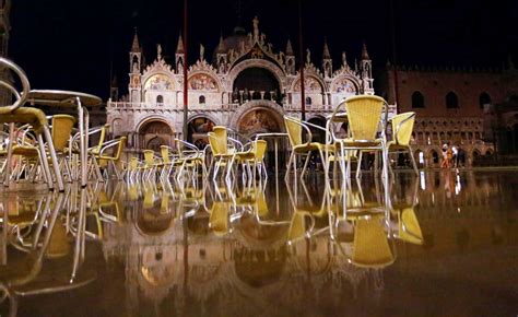 Flooded St. Mark’s Square in Venice | in-cyprus.com