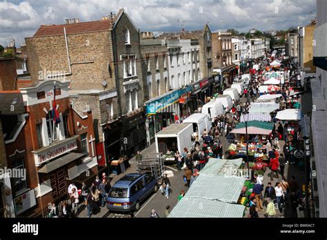 Portobello Road Market (fruit & veg) on Portobello Road, Notting Hill, London, UK Stock Photo ...