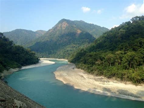 Top 10 Places to Visit in Sikkim | Sikkim Tourism and North East India Tour