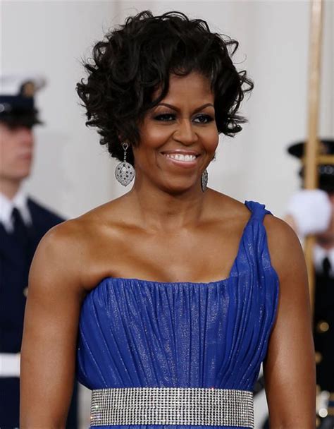 Michelle Obama Wore Sutra Jewels Earrings to State Dinner | Short wavy ...