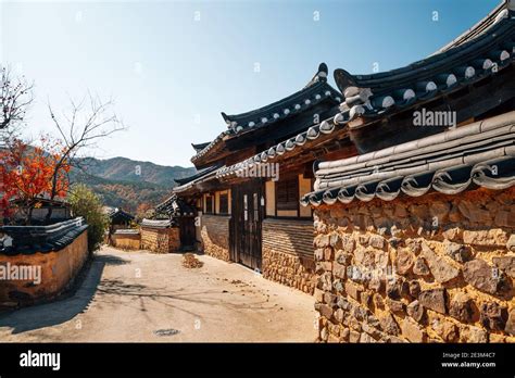 Andong Hahoe Folk Village at autumn in Andong, Korea Stock Photo - Alamy