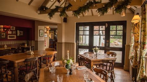 The Fox Inn - Horsham, West Sussex - Restaurant Review, Menu, Opening Times