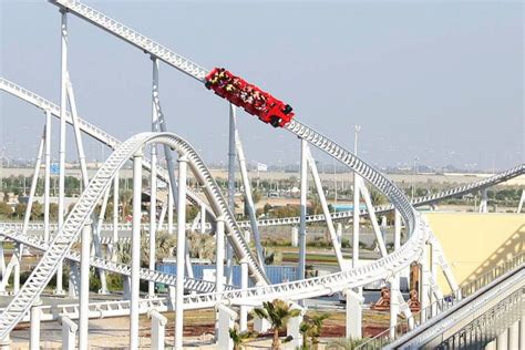 Formula Rossa à Abu Dhabi, Emirats arabes unis : Les attractions les plus folles du monde ...