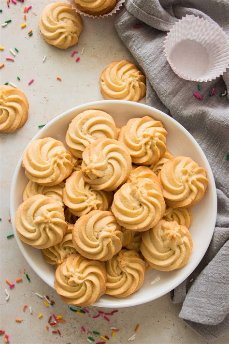 Homemade Butter Cookies - Easy Recipe for Holiday Baking | Foodelicacy