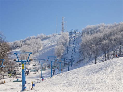 4 Best Ski Resorts in West Virginia, 2023/24