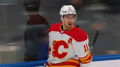 Flames Backlund finalist for Clancy Award | CTV News