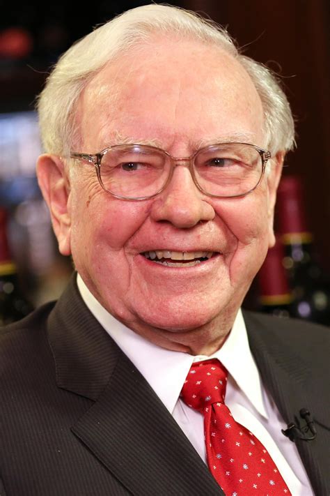 9 Books Everyone Should Read, According to Warren Buffett Warren Buffett, Business Books ...