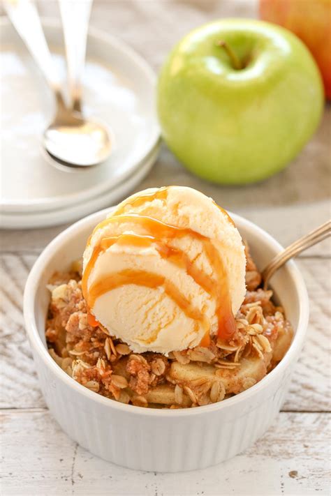 Cinnamon Apple Crisp - Live Well Bake Often