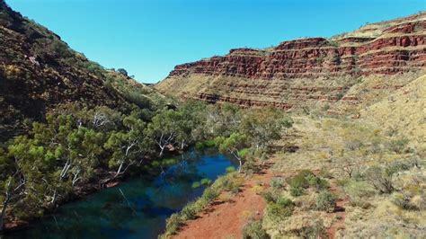 Upper Wittenoom Gorge 170523 DJI 0175 - YouTube