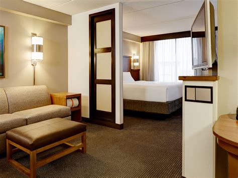 Modern Hotel Near Downtown Pittsburgh | Hyatt Place Pittsburgh - North ...