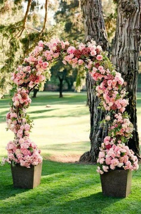 27 Beautiful Floral Wedding Arches To Swoon Over 1 - Fab Mood | Wedding Colours, Wedding Themes ...