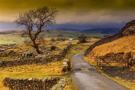 15 Best Things to Do in Settle (Yorkshire, England) - The Crazy Tourist