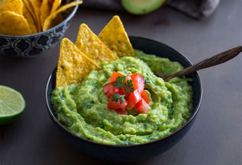 18 Nutrition Facts Of Guacamole - Facts.net