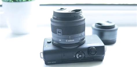 Canon EOS M200 vs. M50: Which is Better? - FotoProfy