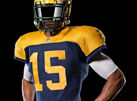 Green Bay Packers Go Old School With New Nike Alternate Uniform - Nike News