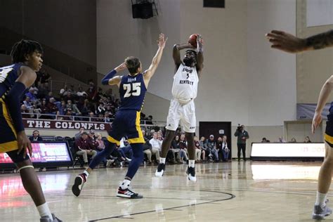 EKU men's basketball starts the 2019 campaign 1-0 after win over ...