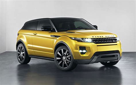 Range Rover Evoque Debuts New Black Design Pack, New Color