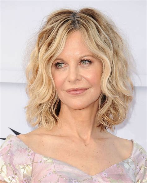 Trendy Wavy & Curly Haircuts for Older Women – Short, Medium and Long Length Hair – Page 4 ...