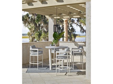 Coastal Living Outdoor South Beach Bar Table | Universal Furniture