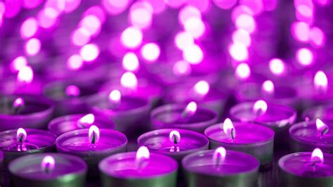 Light a candle to remember those affected by family violence – Deakin Life