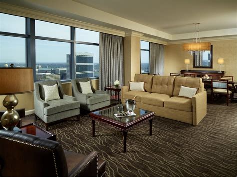 Omni Atlanta Hotel at CNN Center: 2018 Room Prices from $136, Deals ...