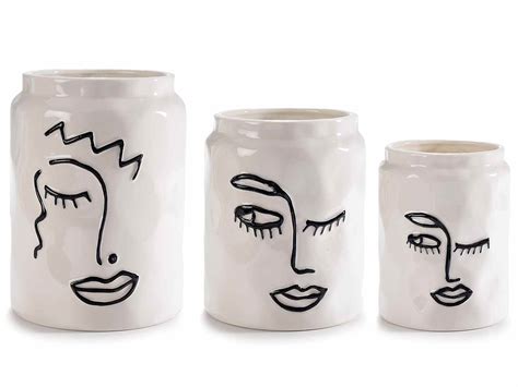 Set of 3 porcelain vases with hammered effect woman's face (72.08.90) - Bianca Gift Maison