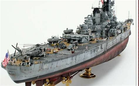 1-350th Scale - USS New Jersey (BB-62) (5) | Scale model ships, Warship model, Model warships