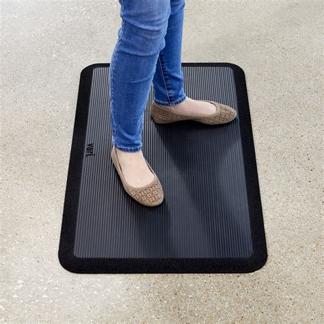 Standing Mat 34x20 | Anti-Fatigue Mat for Standing Desks | Vari®