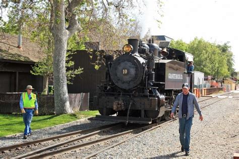 Take a Train Ride in Old Sacramento | Marin Mommies